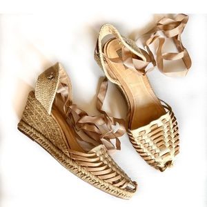 SCHUTZ Tan and Cream Woven Wedges